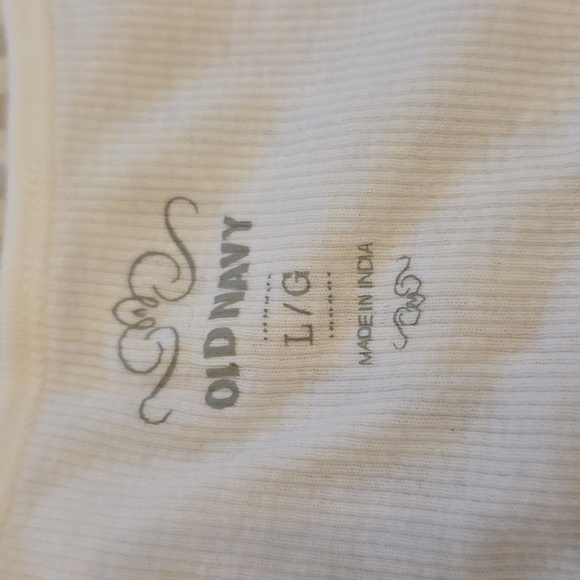 FREE W/Any Clothing Purchase.             Old Navy White Ribbed Tank Top - Picture 4 of 5